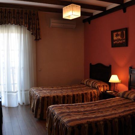 Apartamentos El Mirador Del Soto Sotoserrano Стая снимка